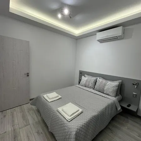 Violet's Apartman *